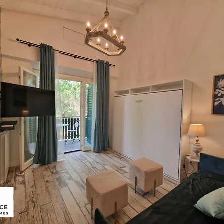 Mirko Apartment With Free Parking By Florence Sweet Homes Exterior photo